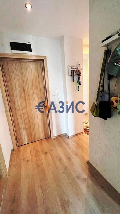 Продава се Тристаен апартамент в к.к. Слънчев бряг - 100 кв.м за 1500 €/кв.м - Снимка #1