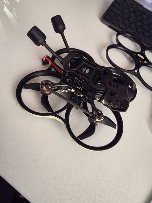 Drona FPV Betafpv Pavo 20 Pro