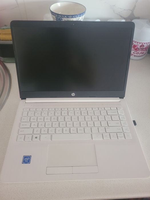 Notebook hp sotiladi judaxam shoshilinchda