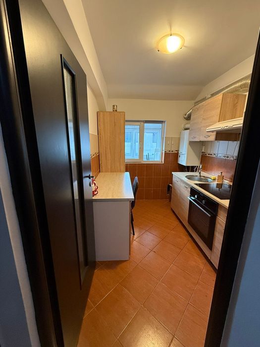 Apartament cu 2 camere decomandate si parcare