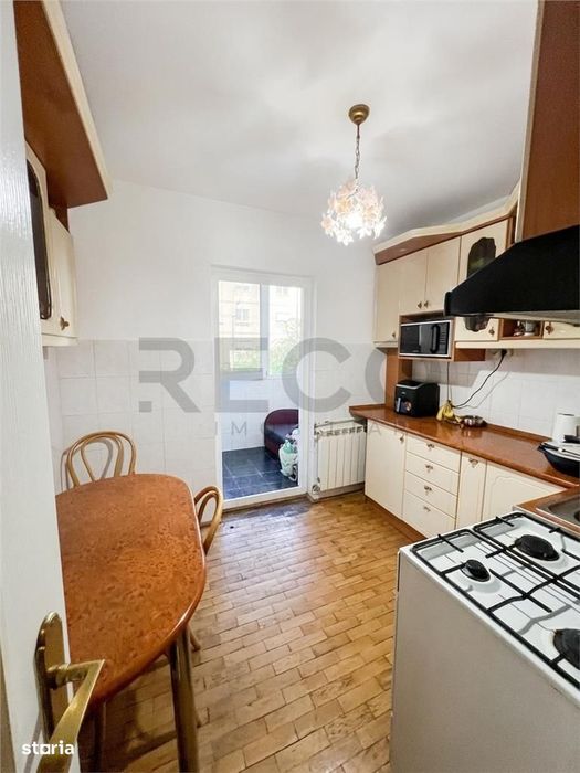 RECO apartament 3 camere in Rogerius