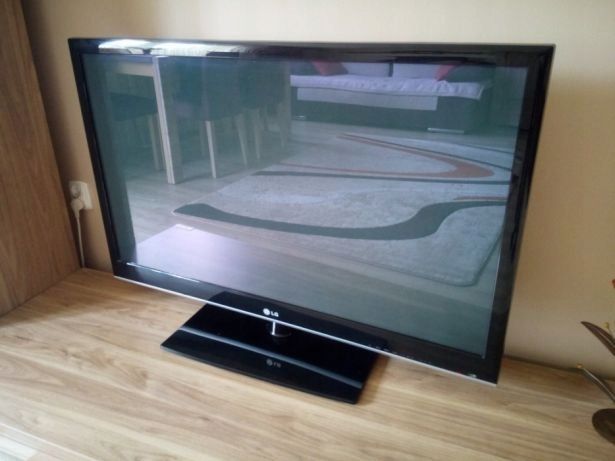 Продам телевизор LG 55