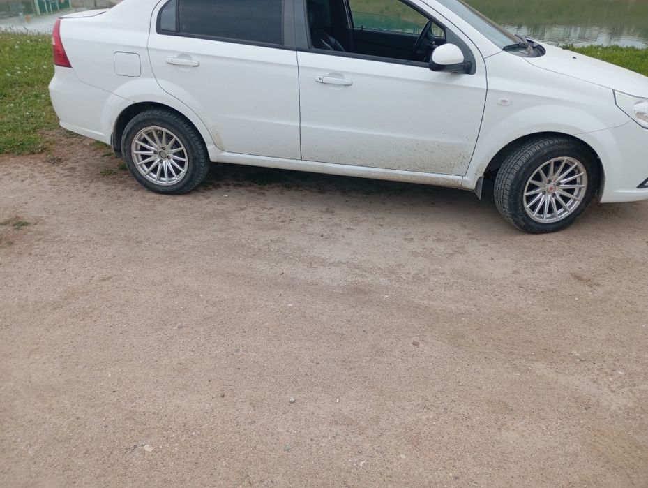 Diska Vossen Balon Ravon holati urta