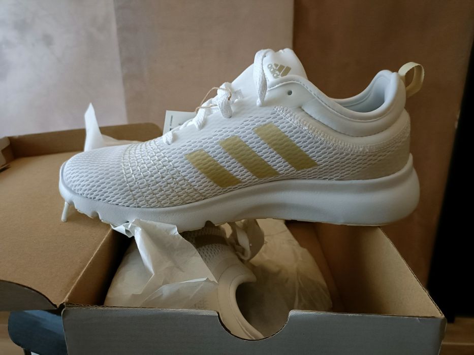 Дамски маратонки