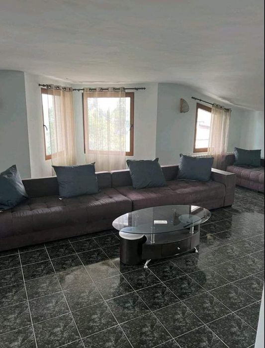 Дава се под наем Етаж от къща в София, Надежда 4 - 150 кв.м за 1095.99 € - Снимка #1