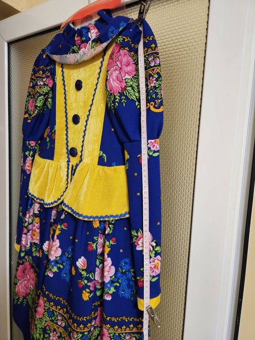 Rochie dans caracter 7-8 ani