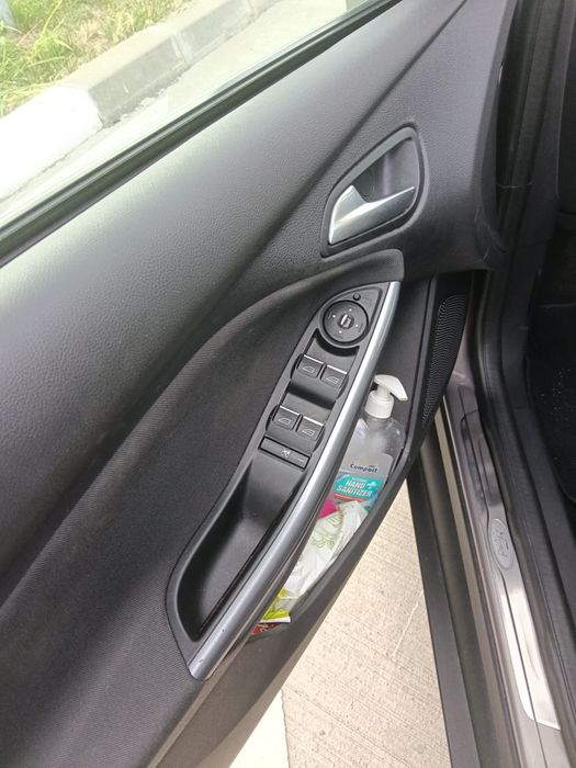 FORD Focus 2013 — imagine 5