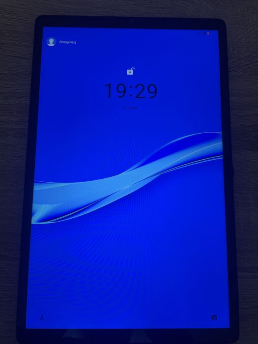 Планшет Lenovo на Android с большим экраном для учебы дома)