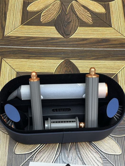 Dyson airwap стайлер синий