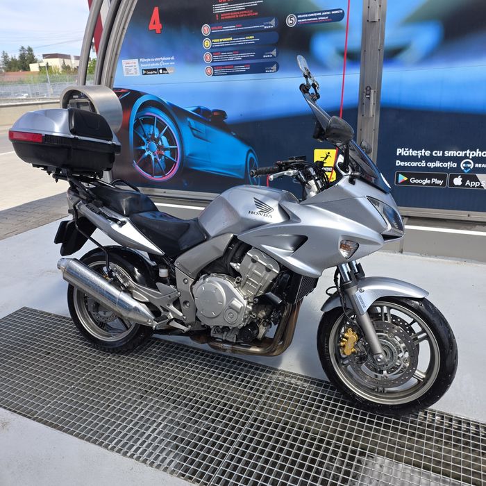 Honda CBF ST 1000