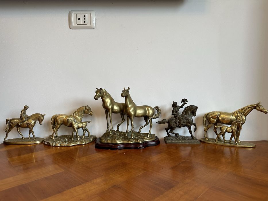 statui statuete bibelouri bronz masiv alama lemn decoratiuni scupltura