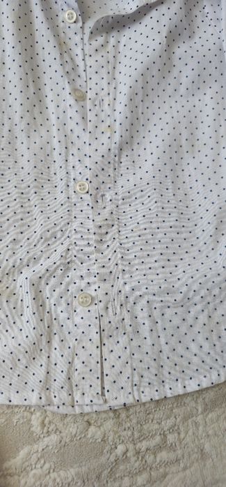 Джинсы и рубашка