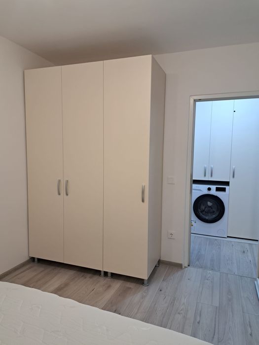 Inchiriez apartment renovat 2 camere in zona Vlaicu