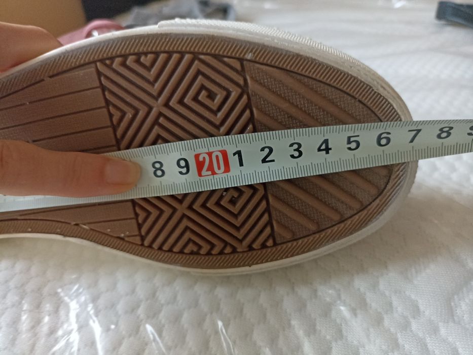 Оригинални непромокаеми Кецове 41 номер British Knights