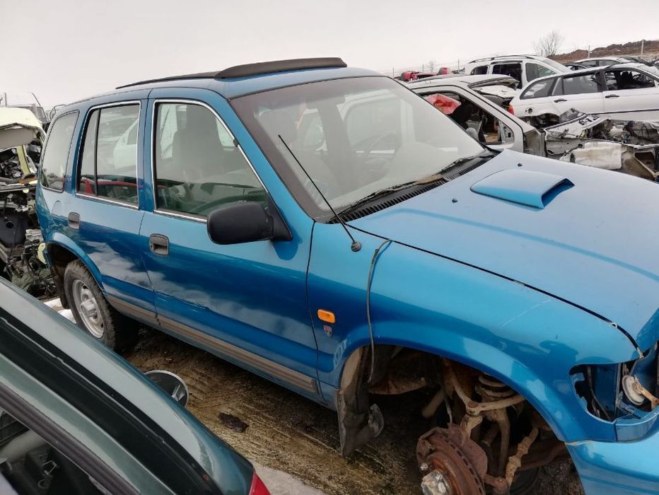Dezmembrez Kia Sportage 1998