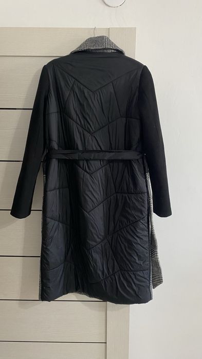 Пальто -куртка два в одном размер 44/46