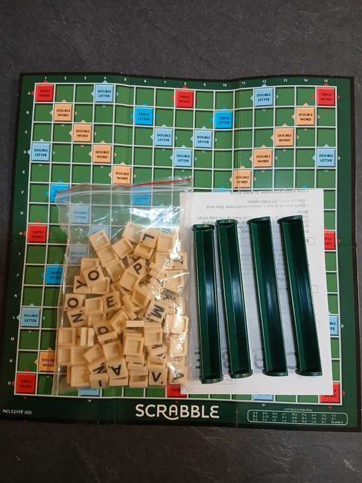 Joc scrabble, cuvinte încrucișate - transpotul gratuit
