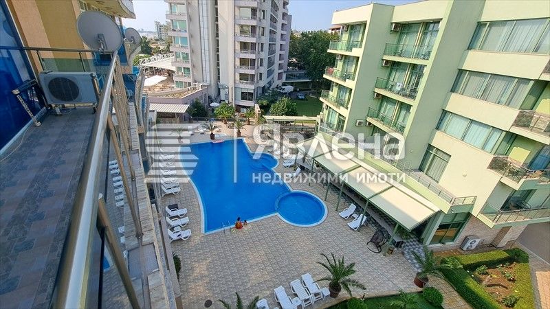 Продава се Тристаен апартамент в к.к. Слънчев бряг - 100 кв.м за 1600 €/кв.м - Снимка #8