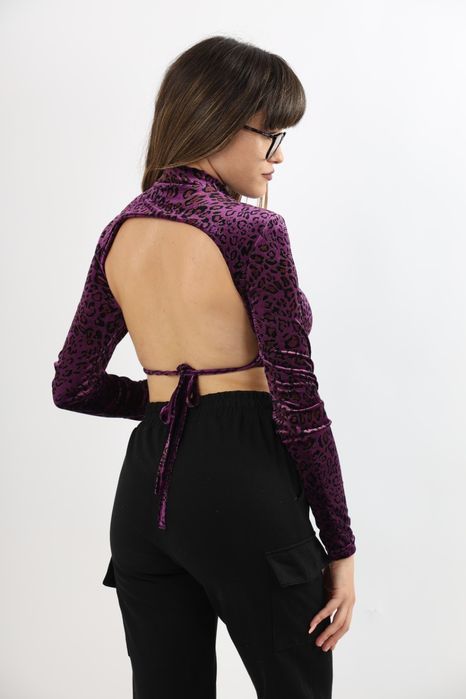 Top cu mânecă lungă