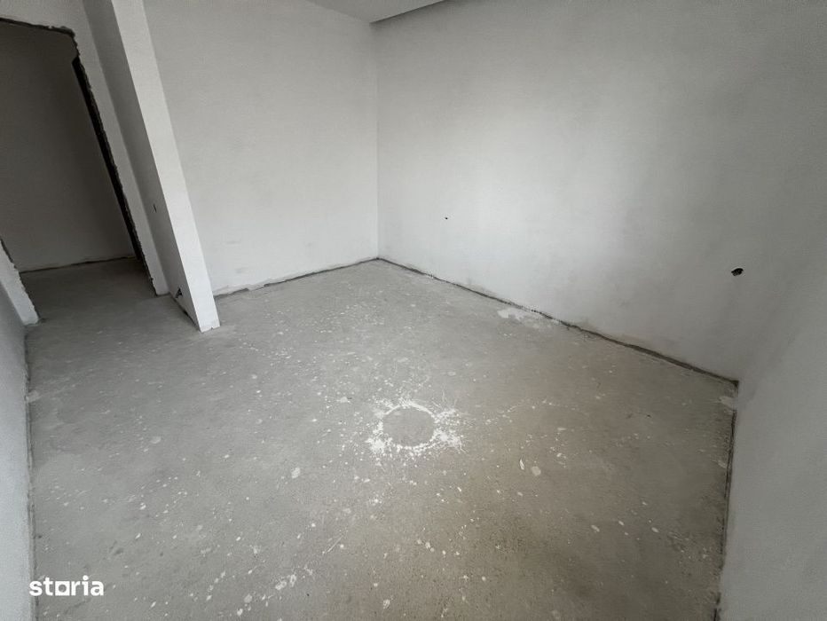 Apartament de 3 camere, 2 bai, parcare, Sesul de Sus