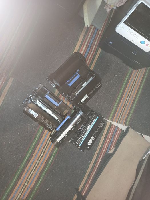 Принтер konica Minolta buizzhub 4052