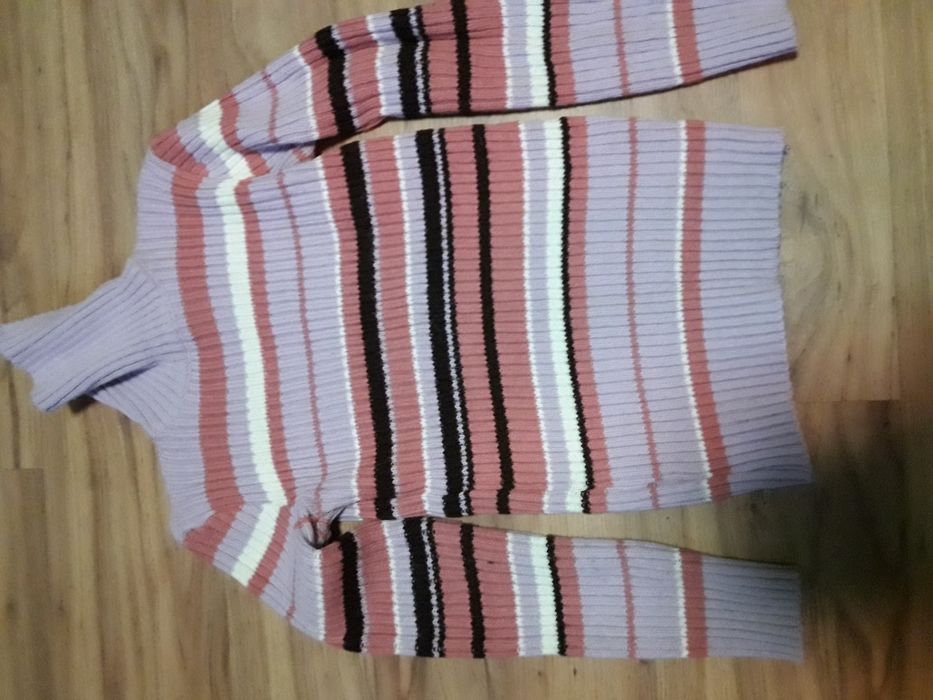 Pulouver cu guler damă