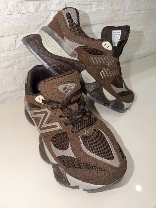 Dolche& Gabbana , New Balance  и дамски сетове