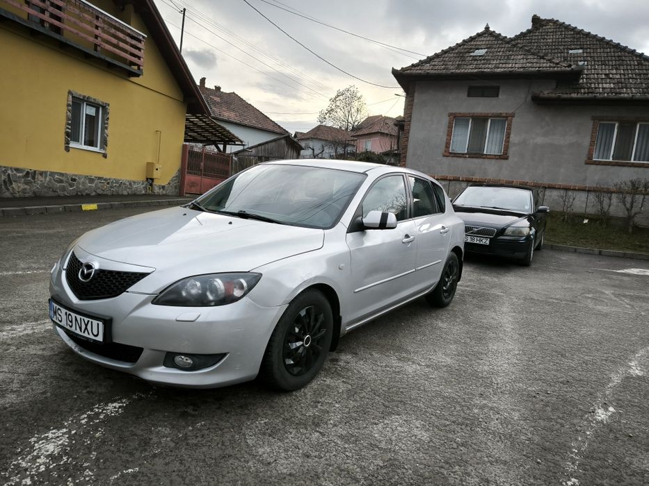 Mazda 3 hatchback