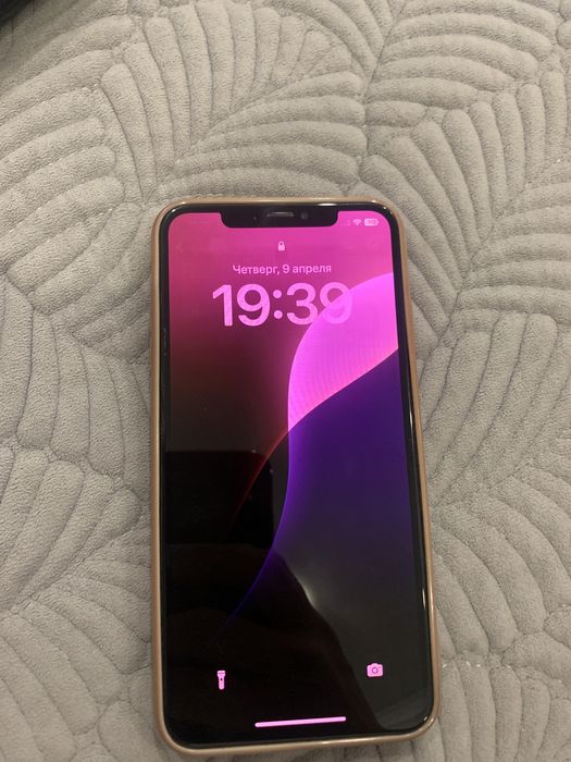 Продам Iphone XS Max