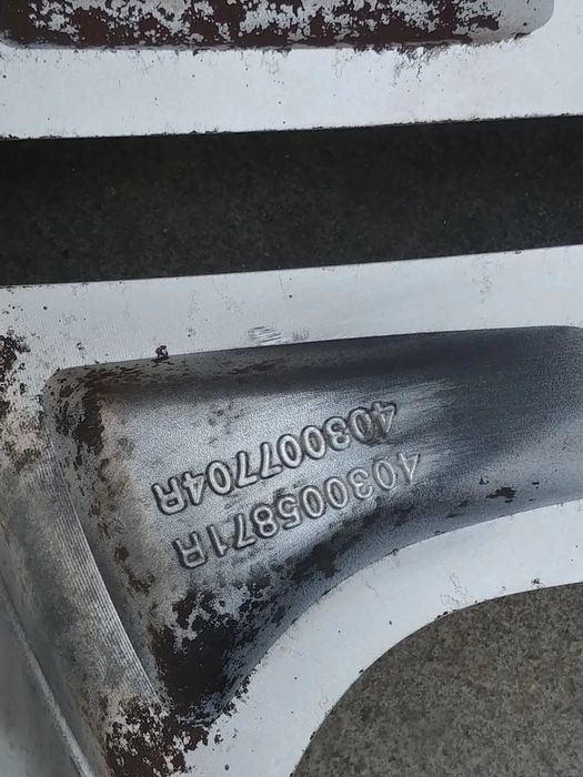 set jante aliaj r18 cu anvelope m+s 225/55r18  renaut koleos 2 2016-2023 403005871r  403007704r