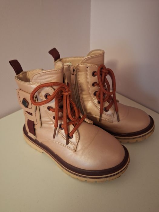 Bocanci caldurosi marimea 26