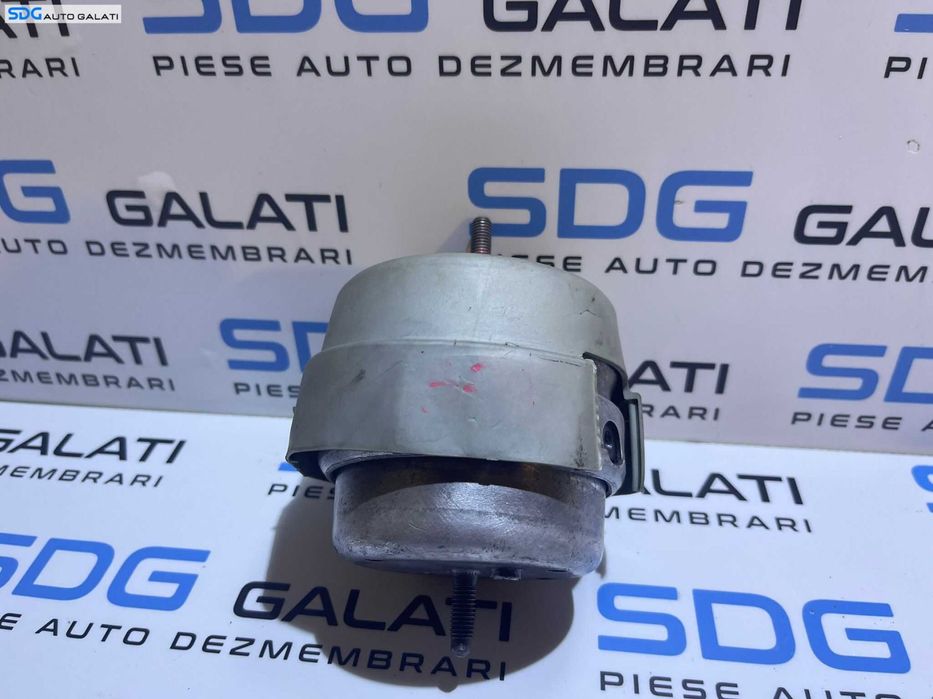 Tampon Suport Motor Dreapta Audi A4 B6 1.6 ALZ 2001 - 2005 Cod 8E0199382J
