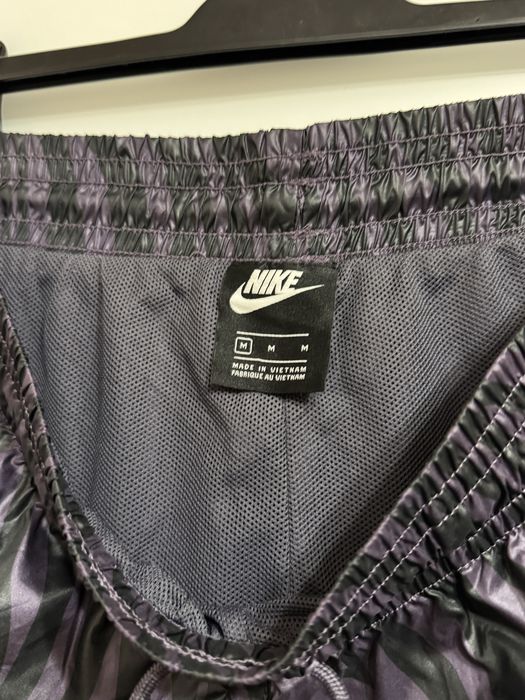Pantaloni Nike, material fas, zebra print mov