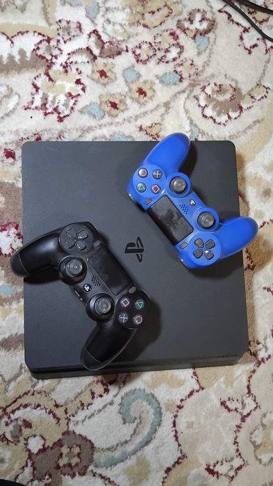 PS4 в хорошим состоянии