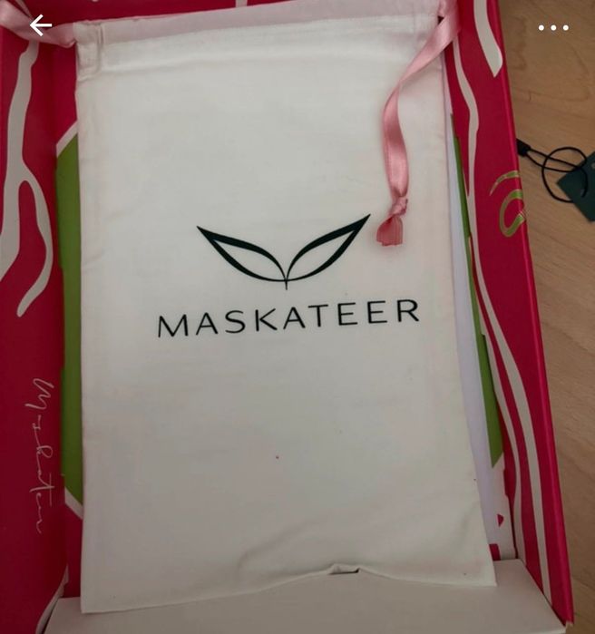 корсет на Маскатер