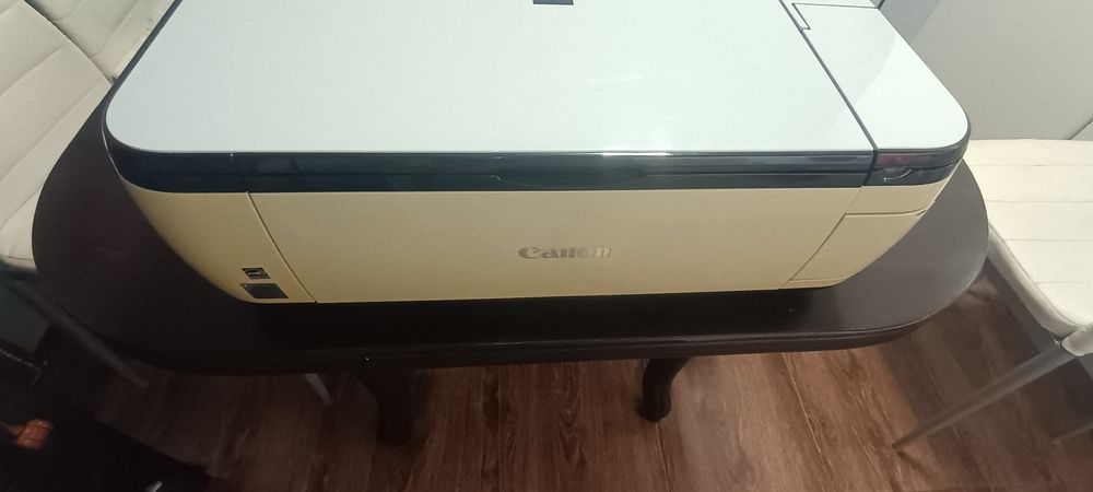 Продавам  принтер Mp 490