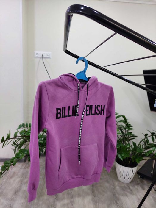 Худи на девочек  б/у в отличном состоянии