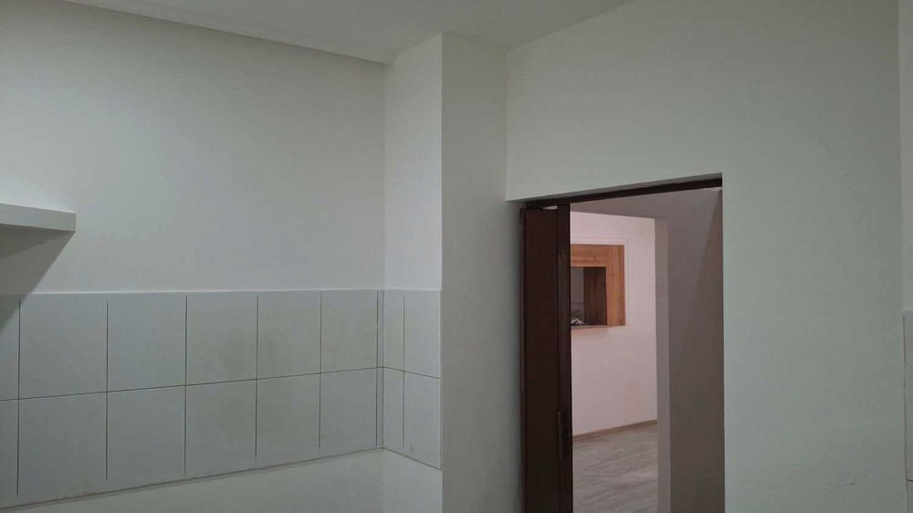 Spațiu comercial – 23,5 / 35 / 58,5 m² – Str. Republicii – acces stradal 200 €