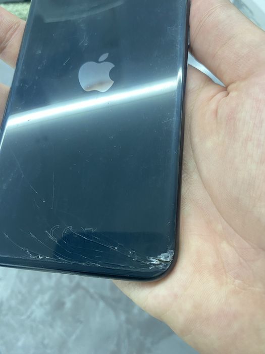 iPhone se 2020 64gb