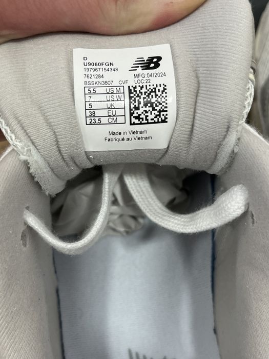 New Balance 9060 - Mărimea 38 - Noi în cutie