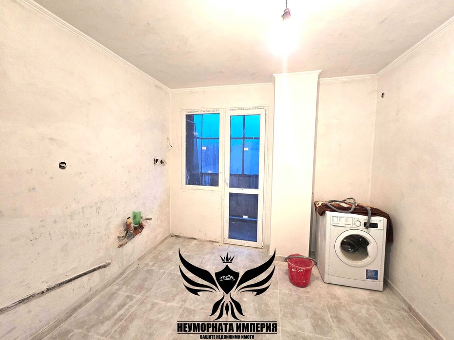 Продавам тристаен апартамент 91кв. с гараж и изба в гр.Асеновград