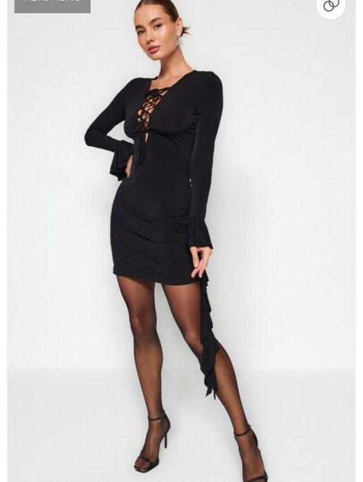 Рокля с набирания Trendyol