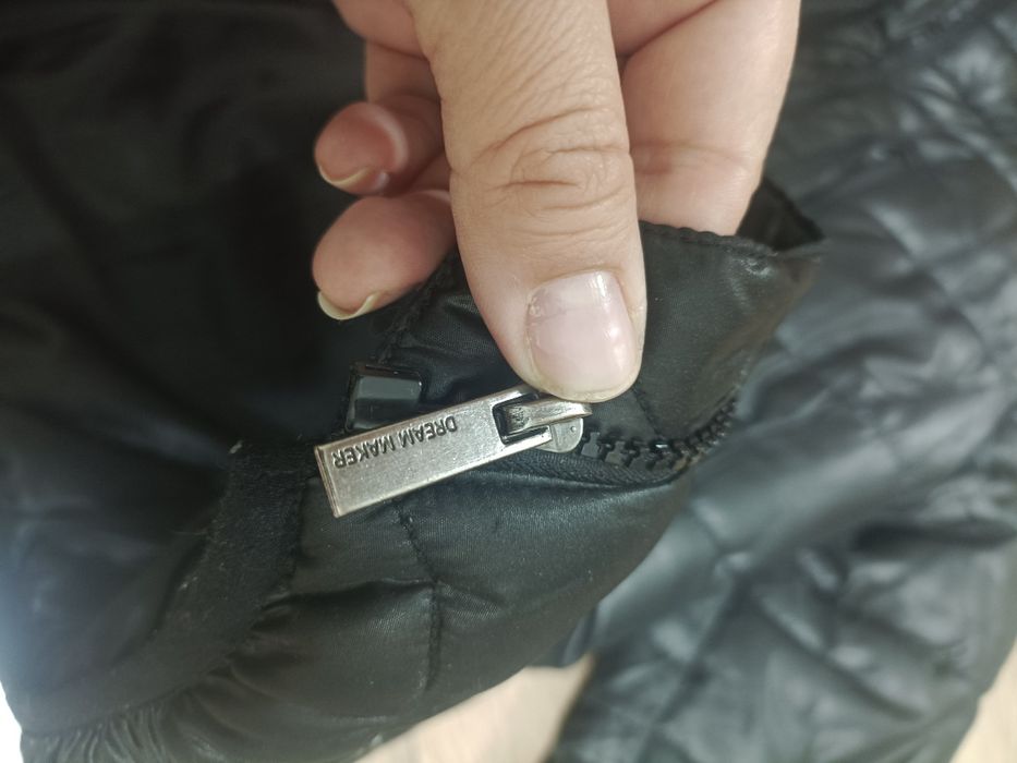 Стильная фирменная куртка