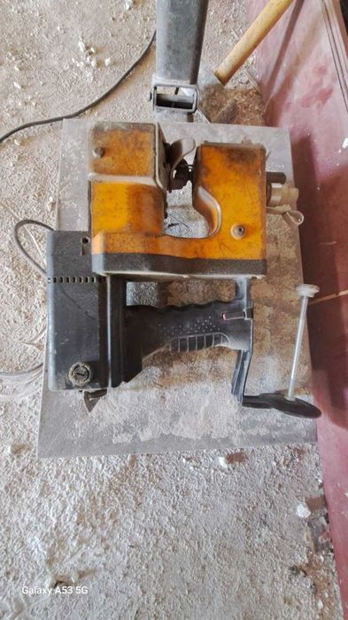 Коп тикадиган машинка