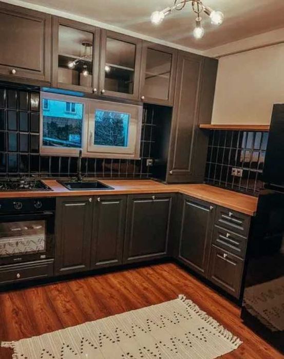 Дава се под наем Едностаен апартамент в Бургас, Изгрев - 35 кв.м за 153 € - Снимка #2