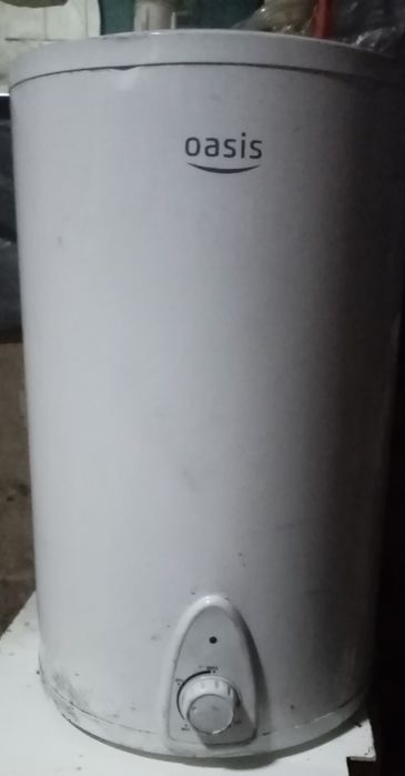 Водонагреватель"oasis" 15 литров