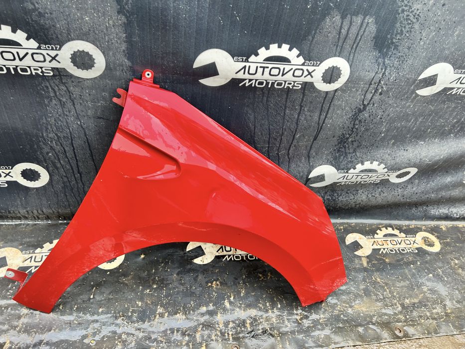 Aripa dreapta fata Renault Clio 5 cu defect