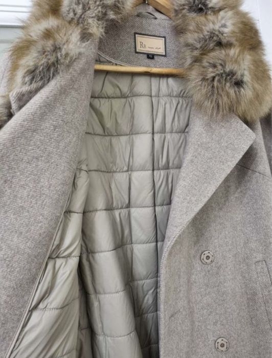 демисезонное пальто.