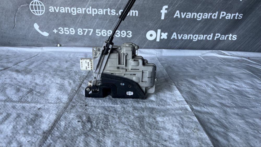 Брава предна дясна врата Seat Leon 1P