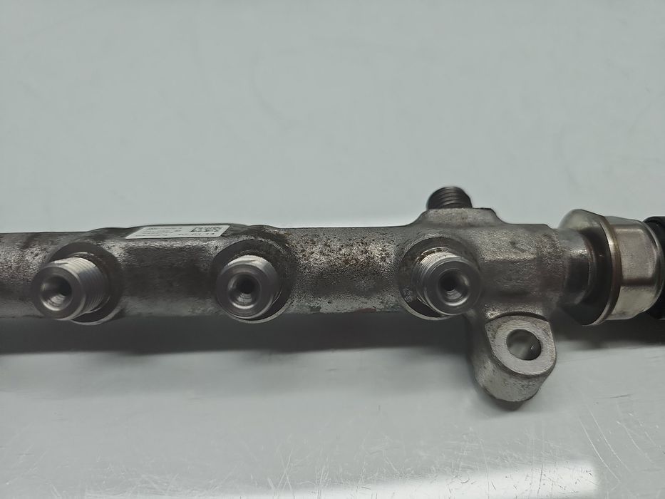 Rampa injectoare Volkswagen Golf 7 (5G) [Fabr 2014-prezent] 04L089B 1.